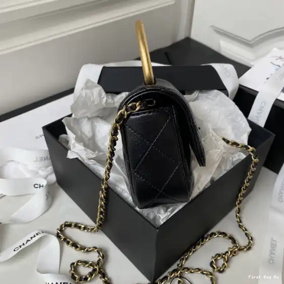 First Bag Ru BAG HANDLE CHANEL 0624